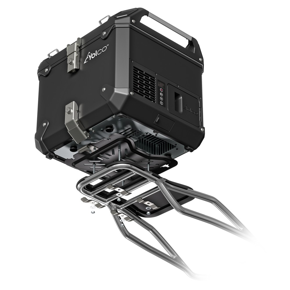 topcase-freezing-&-cooling-MCX17BLACK-06.jpg