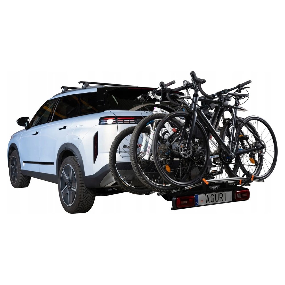Aguri Active Bike PRO 3 srebrny załadowany 3 rowerami na SUV-ie, ujęcie z tyłu - Sklep motozebra