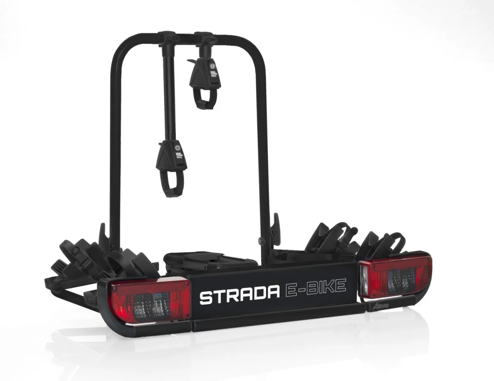 Atera Strada E-Bike M – widok od tyłu z belką oświetlenia i tablicą rejestracyjną