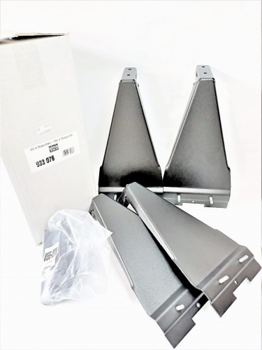 Przejdź do produktu Bagażnik dachowy CRUZ 923-056 + stopy 933-076 – Land Rover Discovery I i II (-->2005), Iveco Massif (2007-2011)
