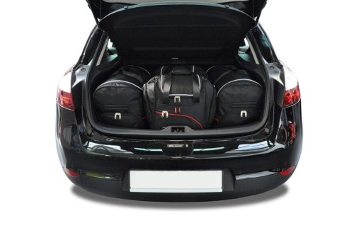 Przejdź do produktu Torby do bagażnika Renault Megane Hatchback III 2008–2015 – zestaw KJUST SPORT 4 szt., 7034015