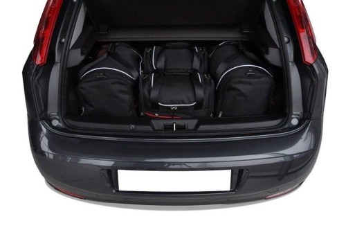 Przejdź do produktu Torby do bagażnika Fiat Punto Hatchback 2012–2018 – zestaw KJUST AERO 4 szt., 7014008
