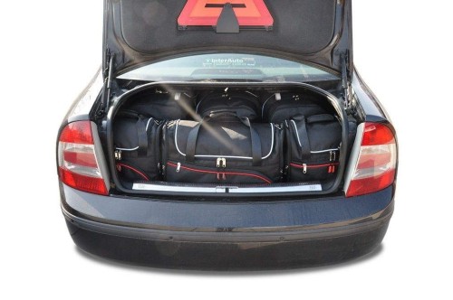 Przejdź do produktu Torby do bagażnika Skoda Superb Limousine I 2001–2008 – zestaw KJUST AERO 5 szt., 7037015
