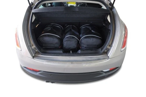 Torby do bagażnika Lancia Delta Hatchback III 2008–2015 – zestaw KJUST AERO 3 szt., 7045003