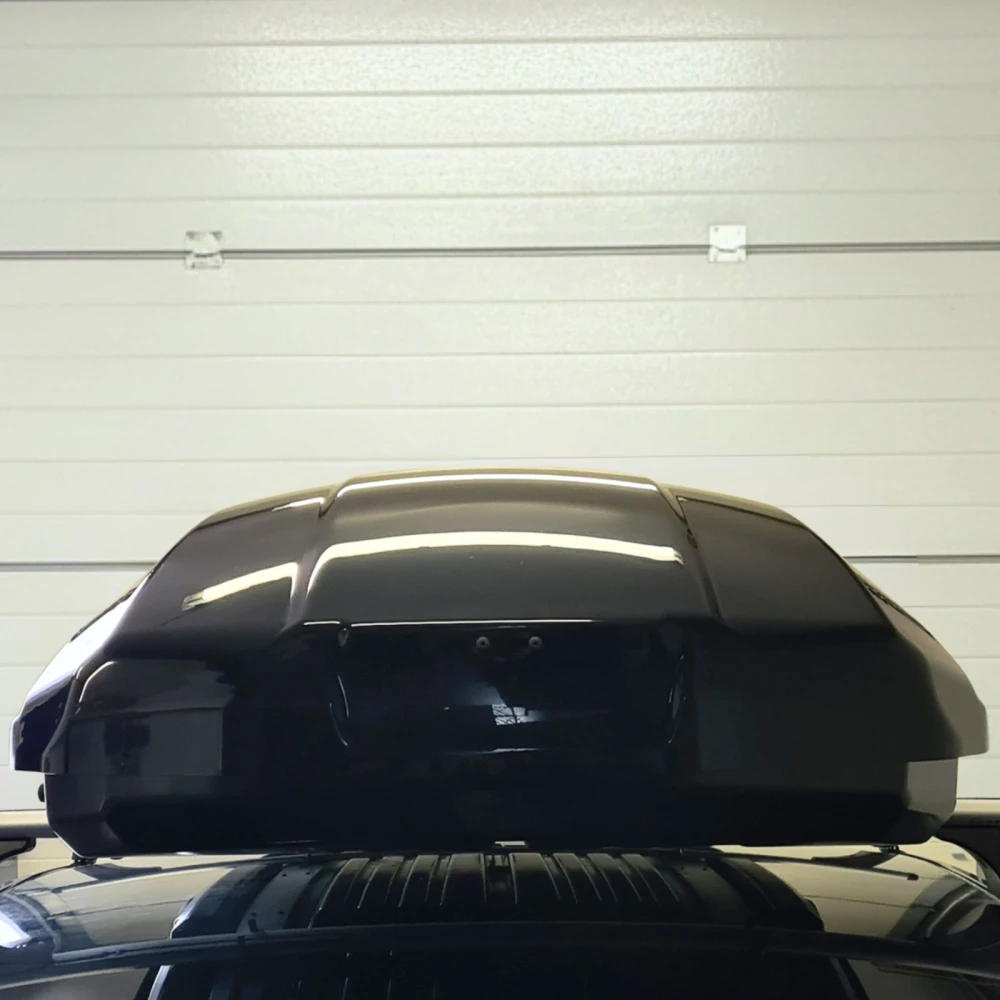 Box dachowy Hakr Eternal 500 czarny połysk - 500L 11