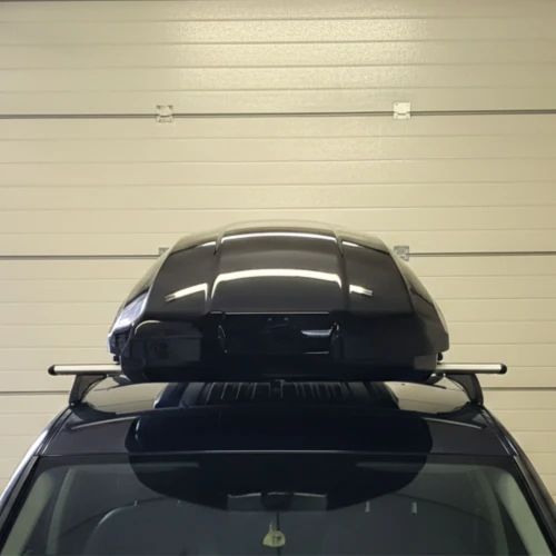 Box dachowy Hakr Eternal 600 czarny połysk - 600L 11