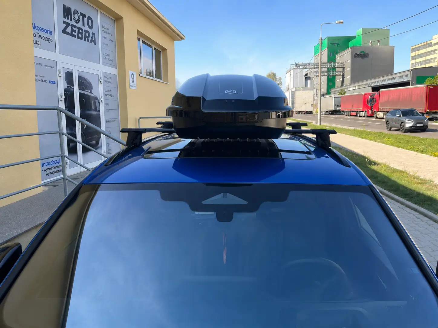 Škoda Kodiaq RS z zamontowanym: Box dachowy Northline - Sklep motozebra – ujęcie 1