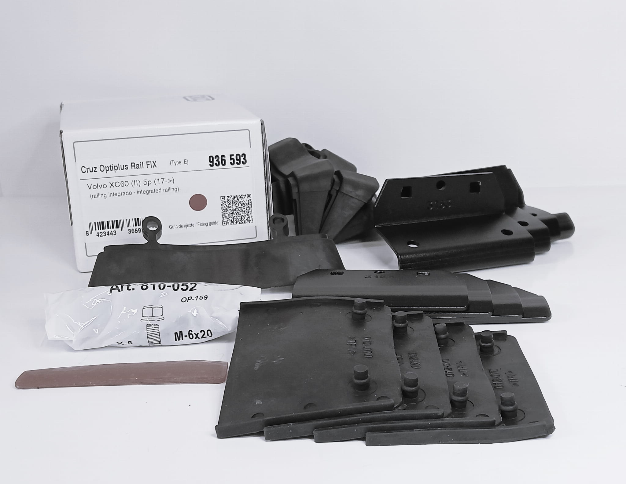 Kit CRUZ 936-593 — Volvo XC60 II (od 2017) z relingami zintegr. — zastosowanie