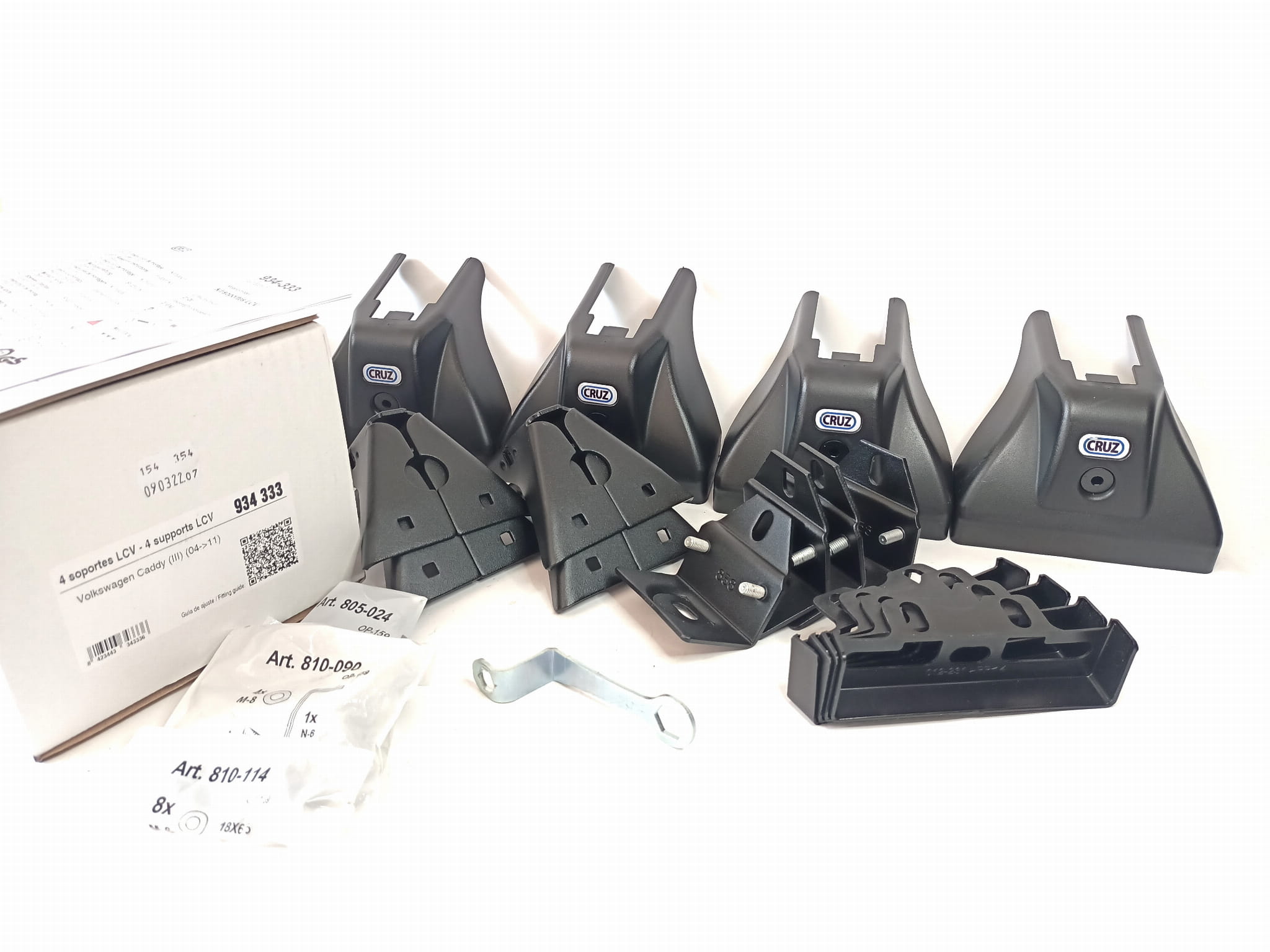 Bagażnik dachowy CRUZ 924-071 + stopy 934-333 — Volkswagen Caddy III (2004-2011) — zastosowanie