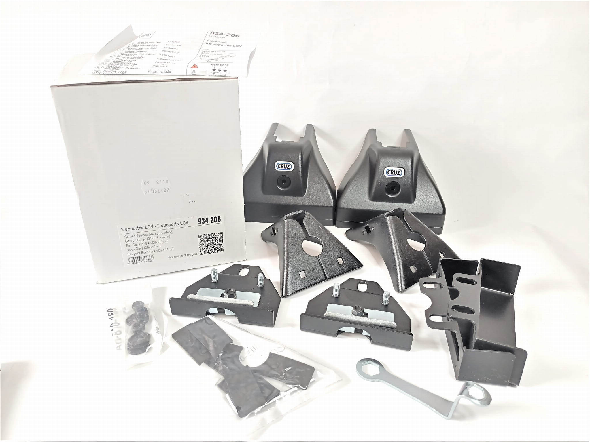 Bagażnik dachowy CRUZ 924-088 + kit 934-206 — Iveco Daily III (od 2014), Iveco Daily II (2000-2014), Citroen Jumper (1994-2006) i 7 innych — zastosowanie