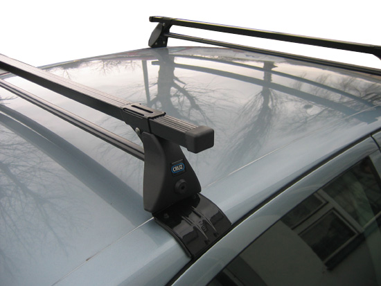 Bagażnik dachowy CRUZ OT-105 + kit 935-380 + stopy 935-000 — Peugeot 206 (1998-2012) — zastosowanie
