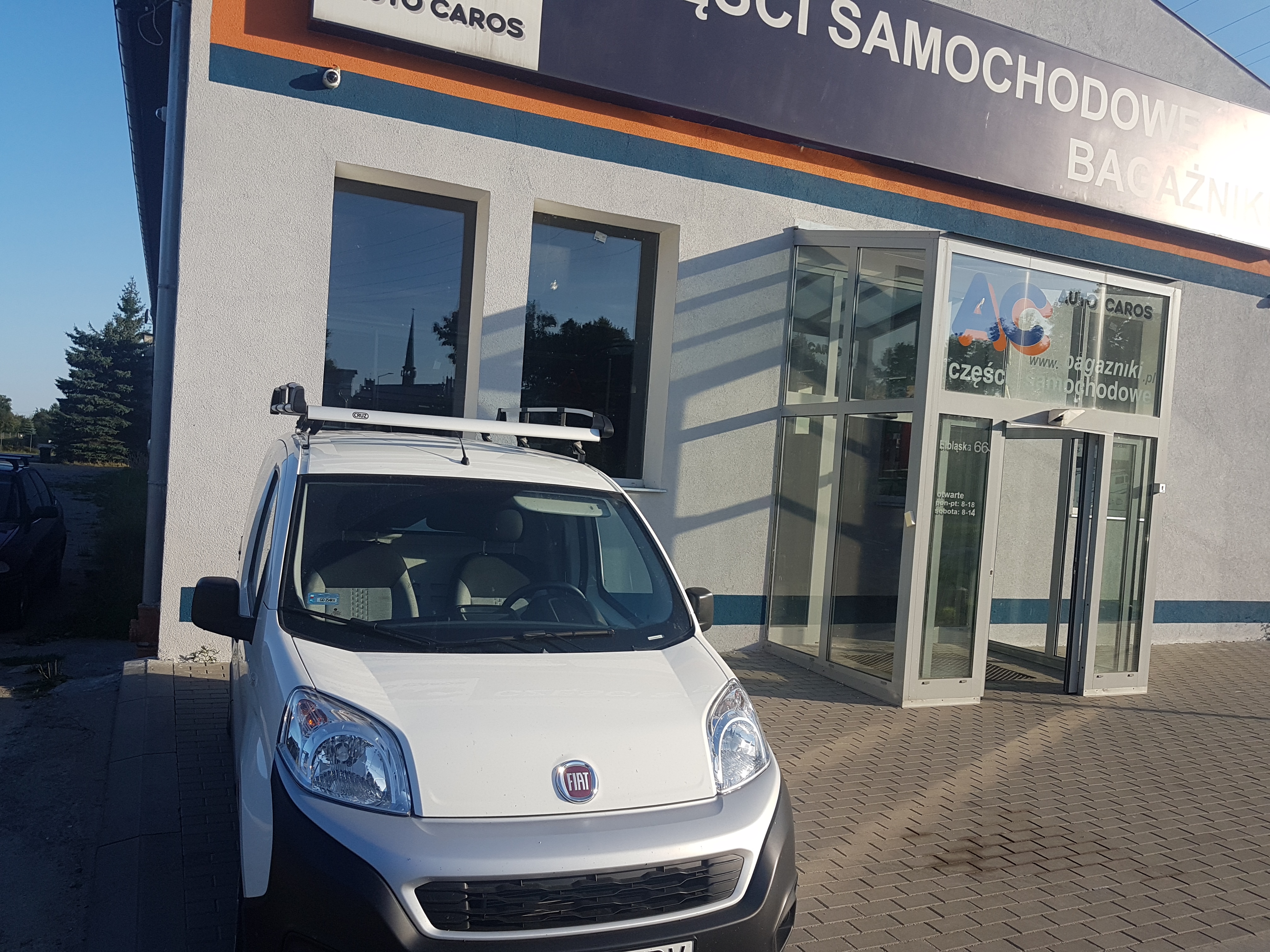 Platforma dachowa CRUZ 912-151 + kit 934-407 — Fiat Fiorino II (od 2008), Peugeot Bipper (2009-2016), Citroen Nemo (2008-2021) — zastosowanie