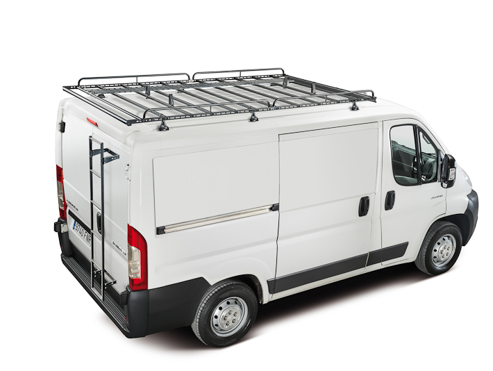 Platforma dachowa CRUZ 910-354 + kit 933-402 — Iveco Daily II (2000-2014)