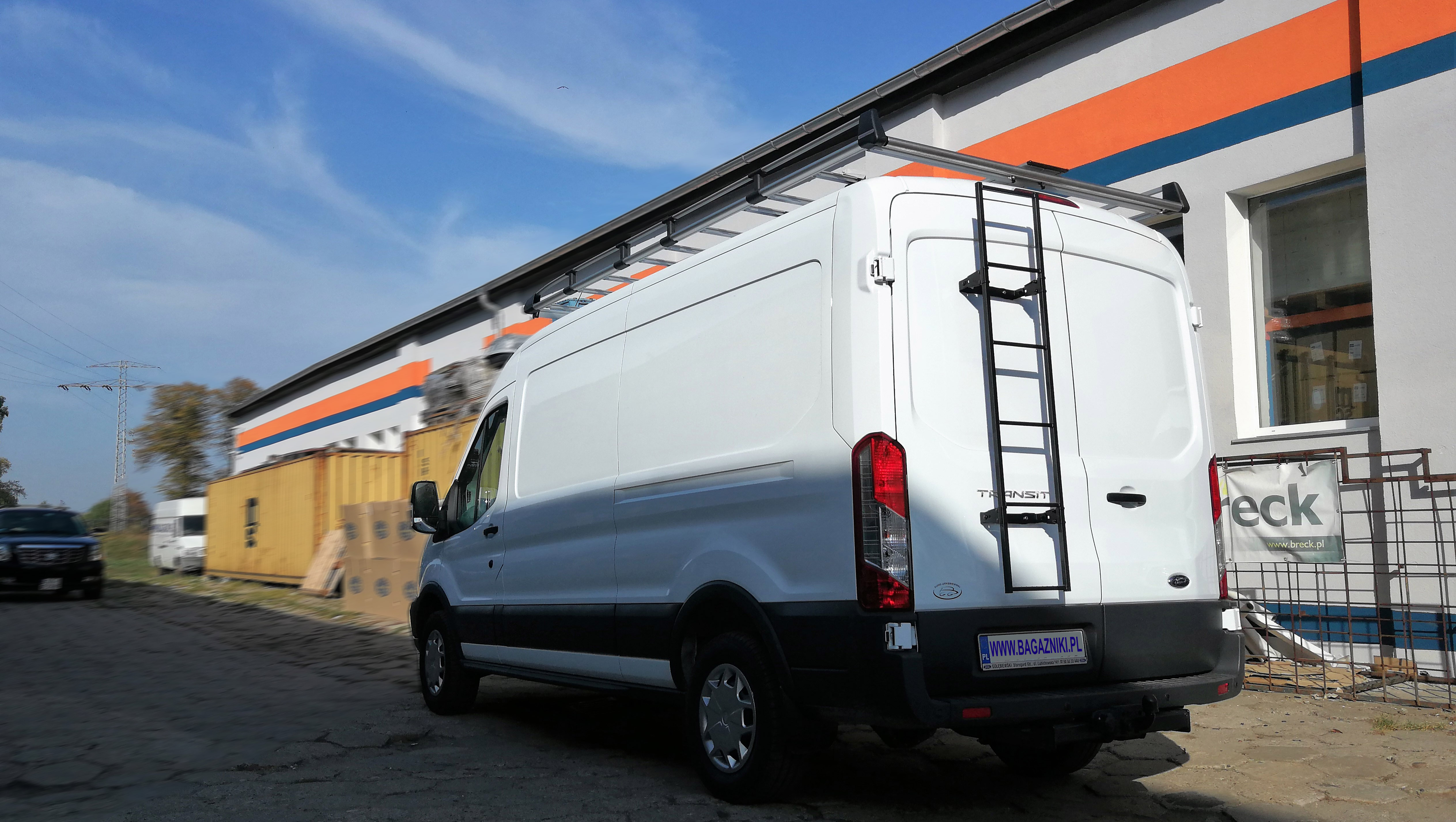 Platforma dachowa CRUZ 912-604 + kit 934-614 — Ford Transit V (od 2014) — zastosowanie