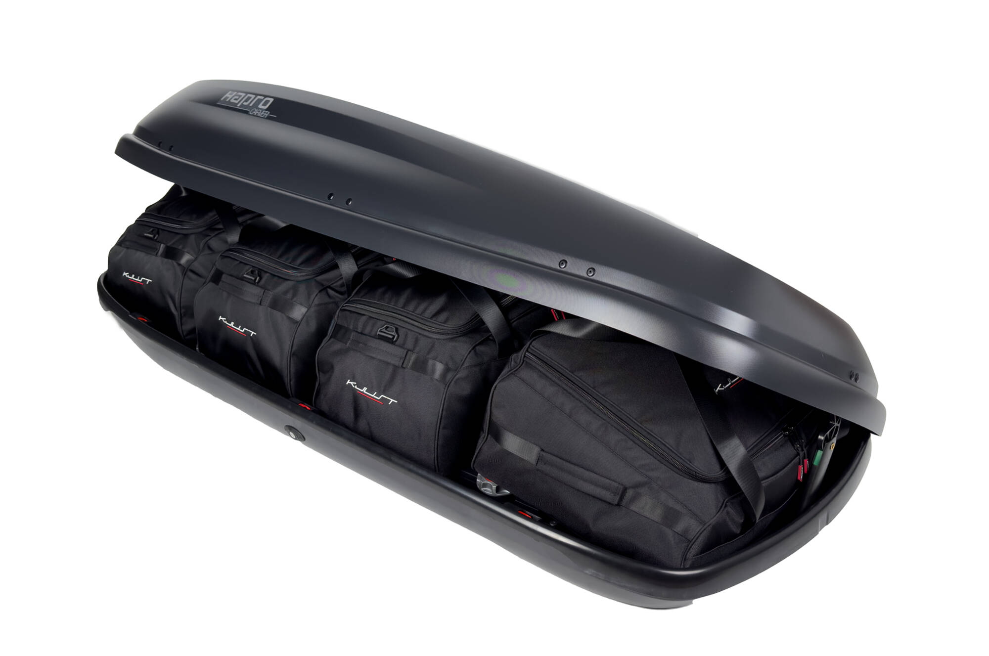 Torby KJUST do boksu dachowego Hapro Carver 430 — torby ułożone w boksie