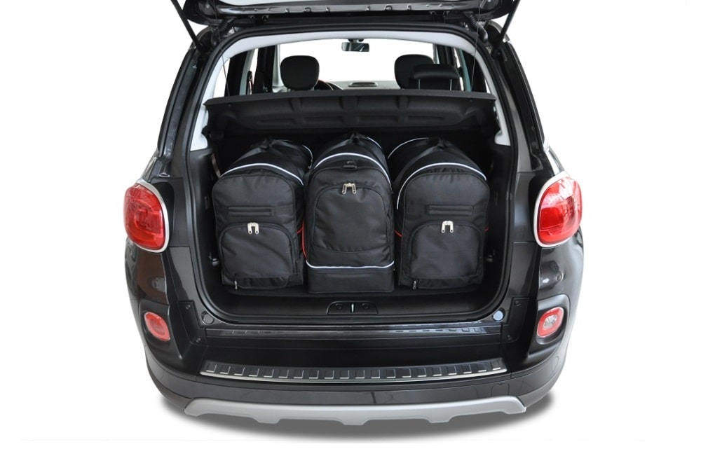 Torby KJUST SPORT do Fiat 500L I — zestaw ułożony w bagażniku