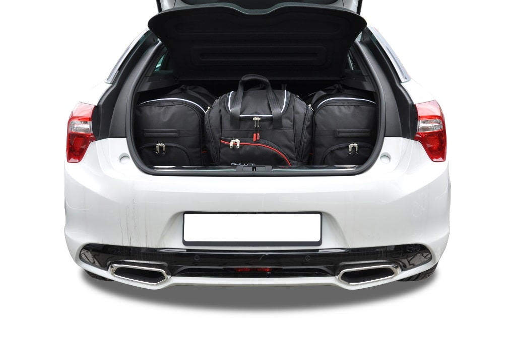 Torby KJUST SPORT do Citroen DS5 I — zestaw ułożony w bagażniku
