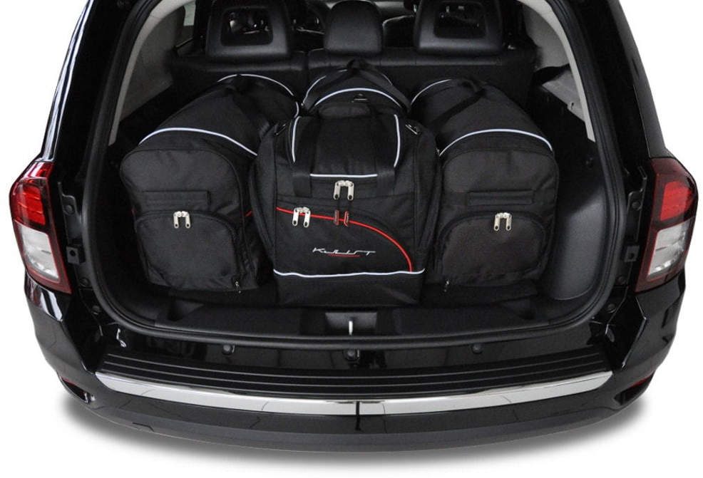 Torby KJUST SPORT do Jeep Compass I (MK49) — zestaw ułożony w bagażniku
