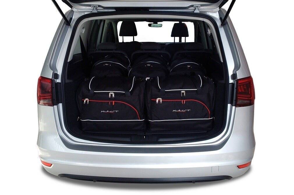 Torby KJUST SPORT do Volkswagen Sharan II — zestaw ułożony w bagażniku
