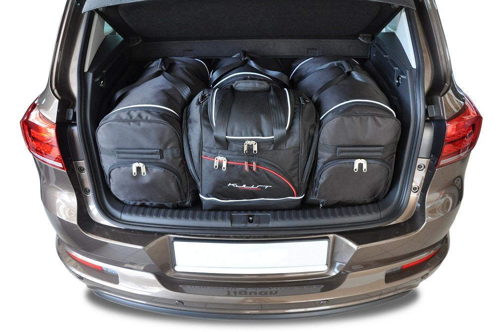 Torby KJUST SPORT do Volkswagen Tiguan I — zestaw ułożony w bagażniku