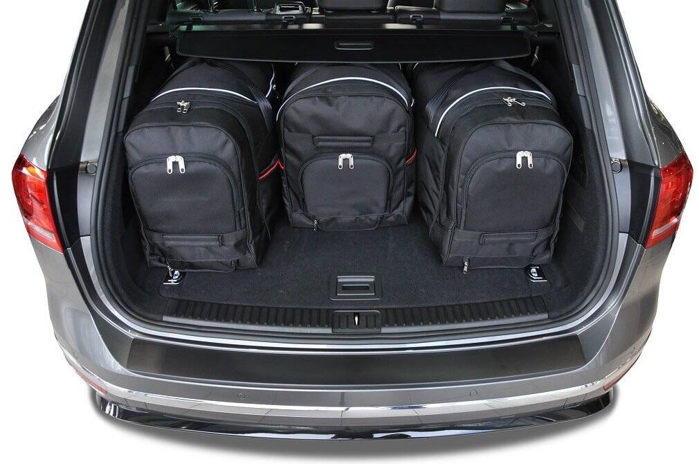 Torby KJUST SPORT do Volkswagen Touareg II (7P) — torby wyjmowane z bagażnika krok po kroku
