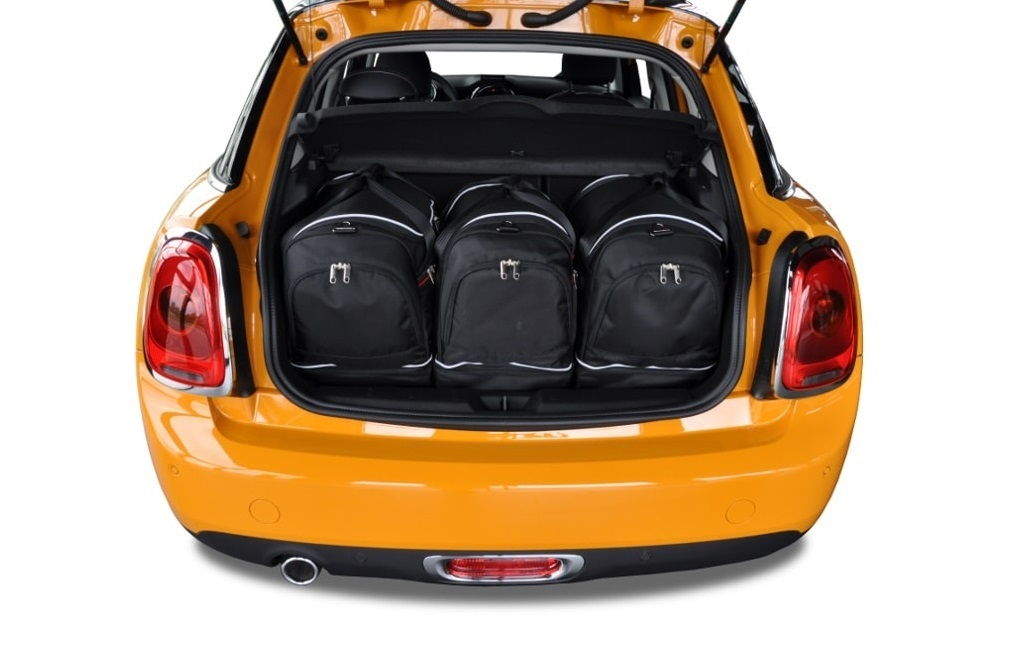 Torby KJUST SPORT do Mini Cooper F56 — zestaw ułożony w bagażniku