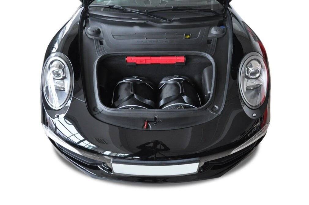 Torby KJUST SPORT do Porsche 911 Carrera 4 / 4S 991 — zestaw ułożony w bagażniku