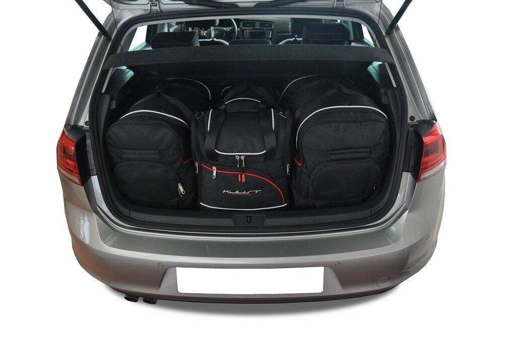 Torby KJUST AERO do Volkswagen Golf Sportsvan VII — zestaw ułożony w bagażniku