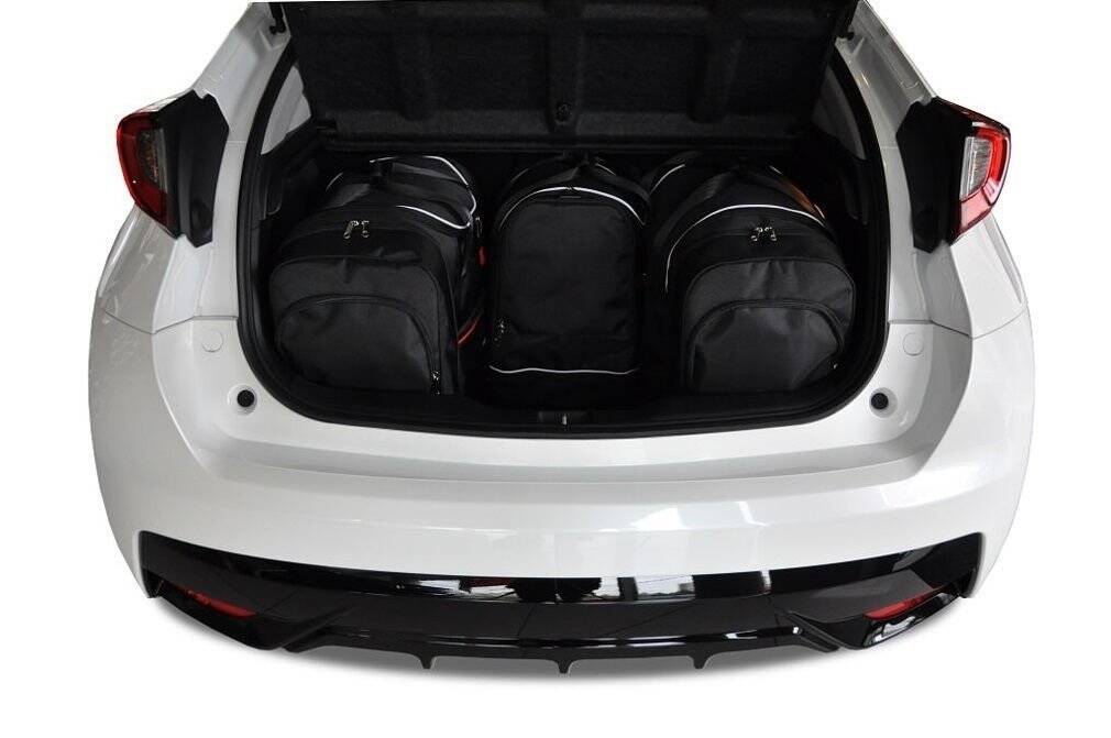 Torby KJUST SPORT do Honda Civic Hatchback IX — torby wyjmowane z bagażnika krok po kroku