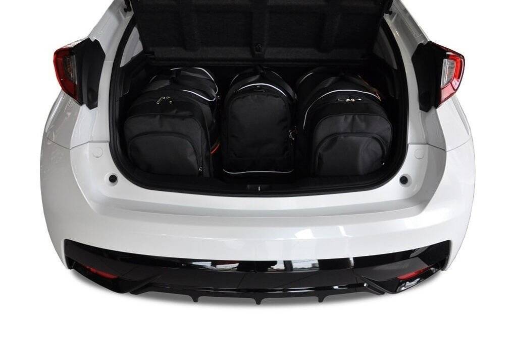 Torby KJUST AERO do Honda Civic Hatchback IX — torby wyjmowane z bagażnika krok po kroku