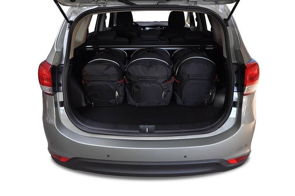 Torby KJUST AERO do Kia Carens Minivan IV — torby wyjmowane z bagażnika krok po kroku
