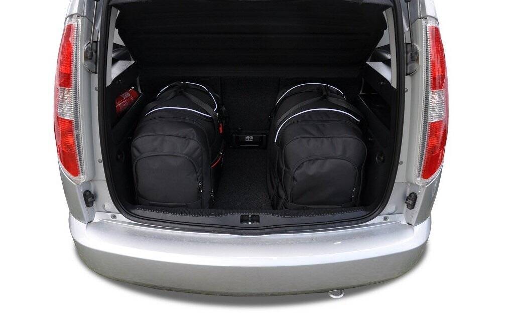 Torby KJUST AERO do Skoda Roomster Mikrovan I — torby wyjmowane z bagażnika krok po kroku