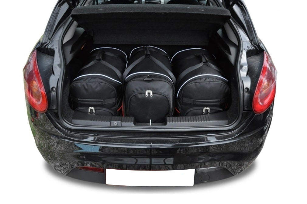 Torby KJUST SPORT do Fiat Bravo Hatchback II — zestaw ułożony w bagażniku