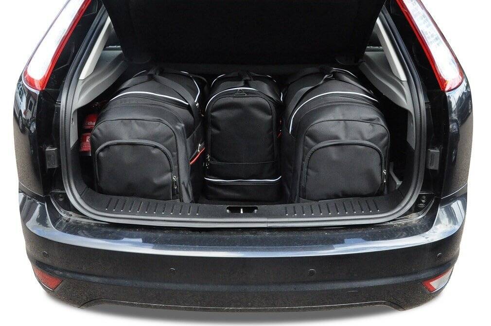 Torby KJUST SPORT do Ford Focus Hatchback II — torby wyjmowane z bagażnika krok po kroku