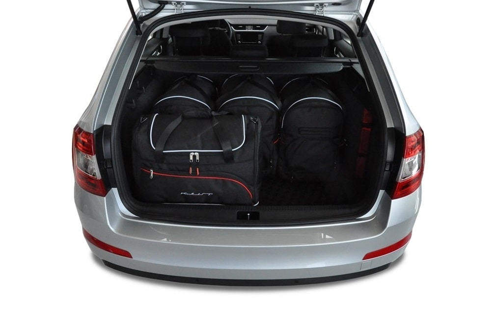 Torby KJUST SPORT do Skoda Octavia Kombi / Scout / RS III — torby wyjmowane z bagażnika krok po kroku