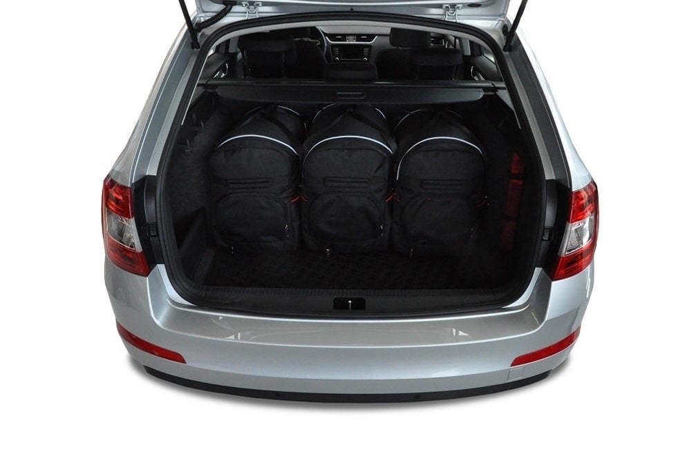 Torby KJUST SPORT do Skoda Octavia Kombi / Scout / RS III — torby wyjmowane z bagażnika krok po kroku