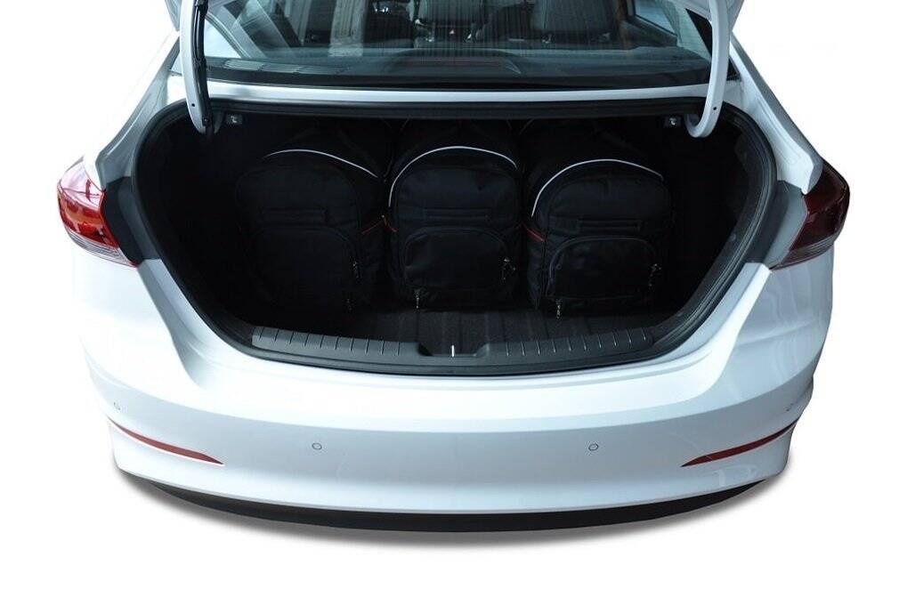 Torby KJUST SPORT do Hyundai Elantra Limousine VI (AD) — torby wyjmowane z bagażnika krok po kroku