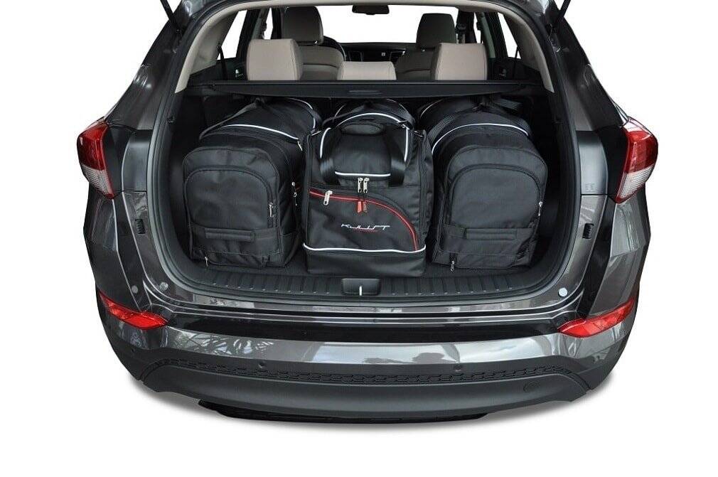 Torby KJUST SPORT do Hyundai Tucson III (TL) — zestaw ułożony w bagażniku