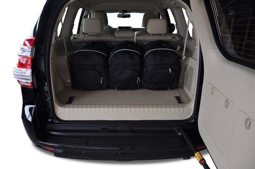 Torby KJUST AERO do Toyota Land Cruiser MPV 5D VI — torby wyjmowane z bagażnika krok po kroku