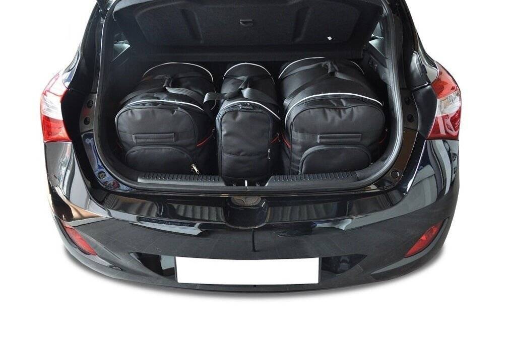 Torby KJUST AERO do Hyundai i30 Hatchback II — zestaw ułożony w bagażniku