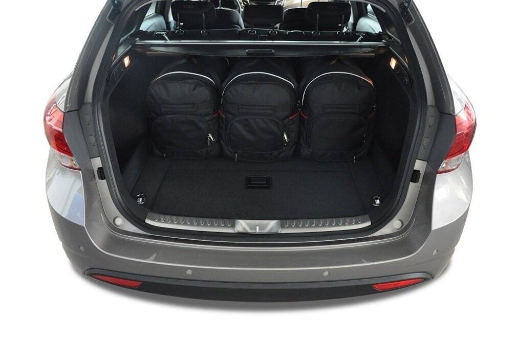 Torby KJUST SPORT do Hyundai i40 Wagon I — torby wyjmowane z bagażnika krok po kroku