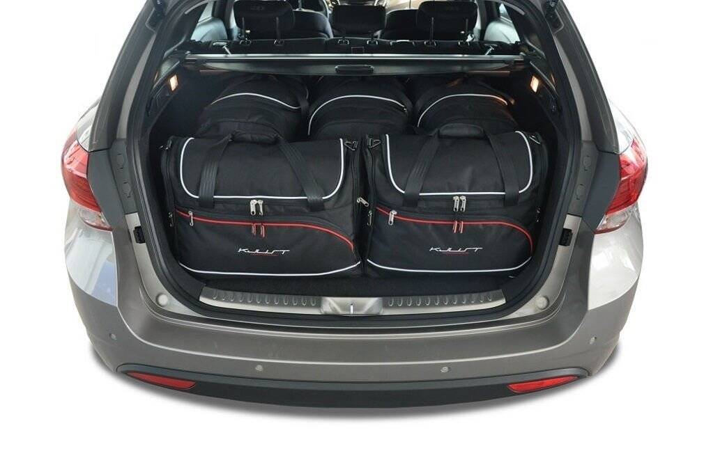 Torby KJUST AERO do Hyundai i40 Wagon I — zestaw ułożony w bagażniku