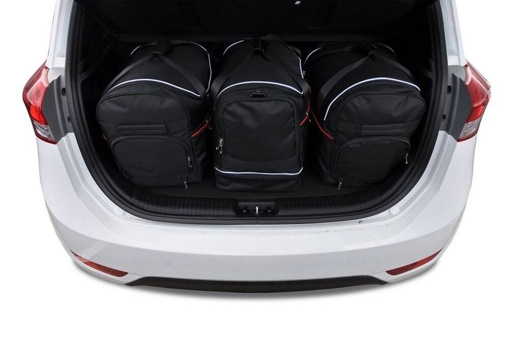 Torby KJUST SPORT do Hyundai ix20 Mikrovan I — zestaw ułożony w bagażniku