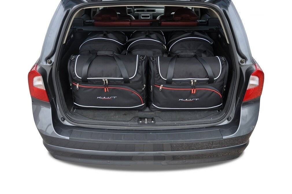 Torby KJUST AERO do Volvo V70 III (135) — zestaw ułożony w bagażniku