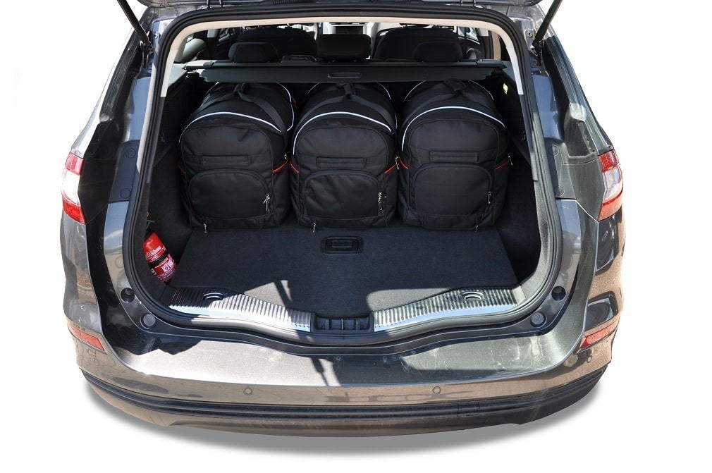 Torby KJUST SPORT do Ford Mondeo Kombi V — torby wyjmowane z bagażnika krok po kroku