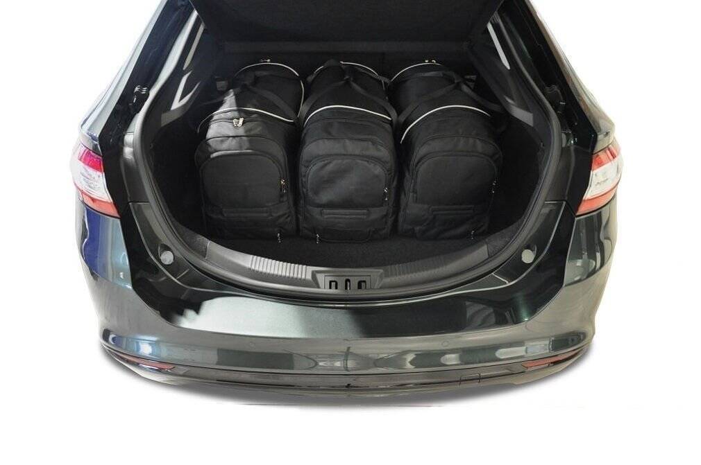 Torby KJUST AERO do Ford Mondeo Liftback V — torby wyjmowane z bagażnika krok po kroku