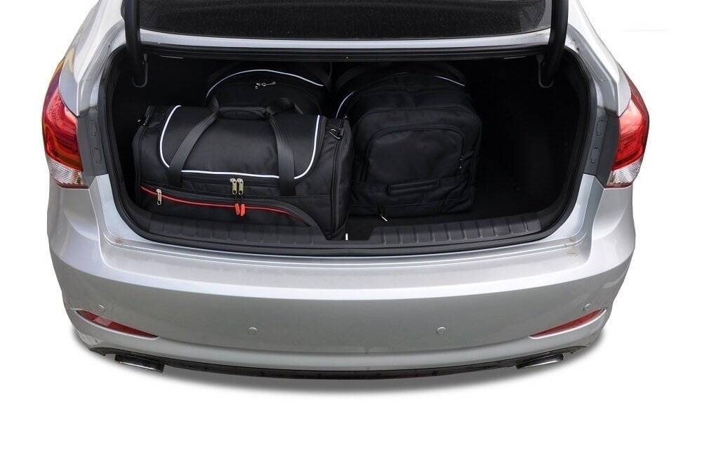 Torby KJUST SPORT do Hyundai i40 Limousine I — torby wyjmowane z bagażnika krok po kroku