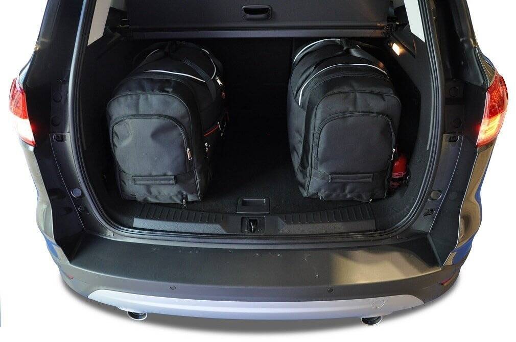 Torby KJUST SPORT do Ford Kuga II — torby wyjmowane z bagażnika krok po kroku