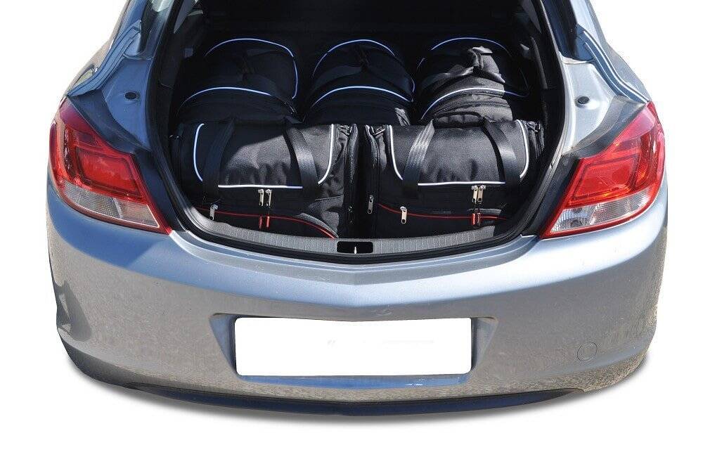 Torby KJUST AERO do Opel Insignia Hatchback A (G09) — zestaw ułożony w bagażniku