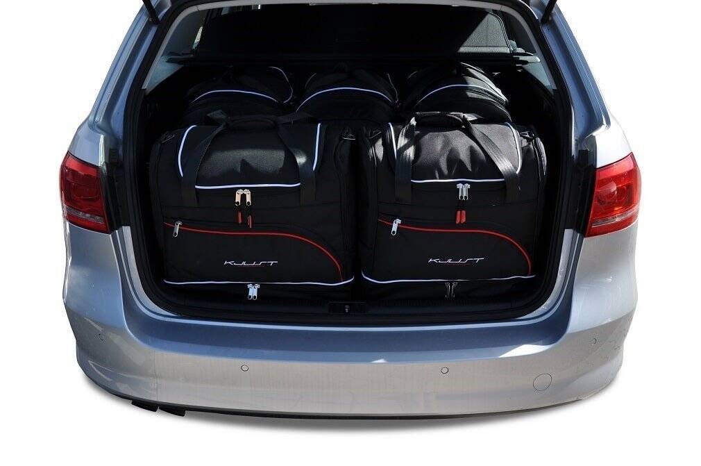 Torby KJUST SPORT do Volkswagen Passat Variant B7 — zestaw ułożony w bagażniku